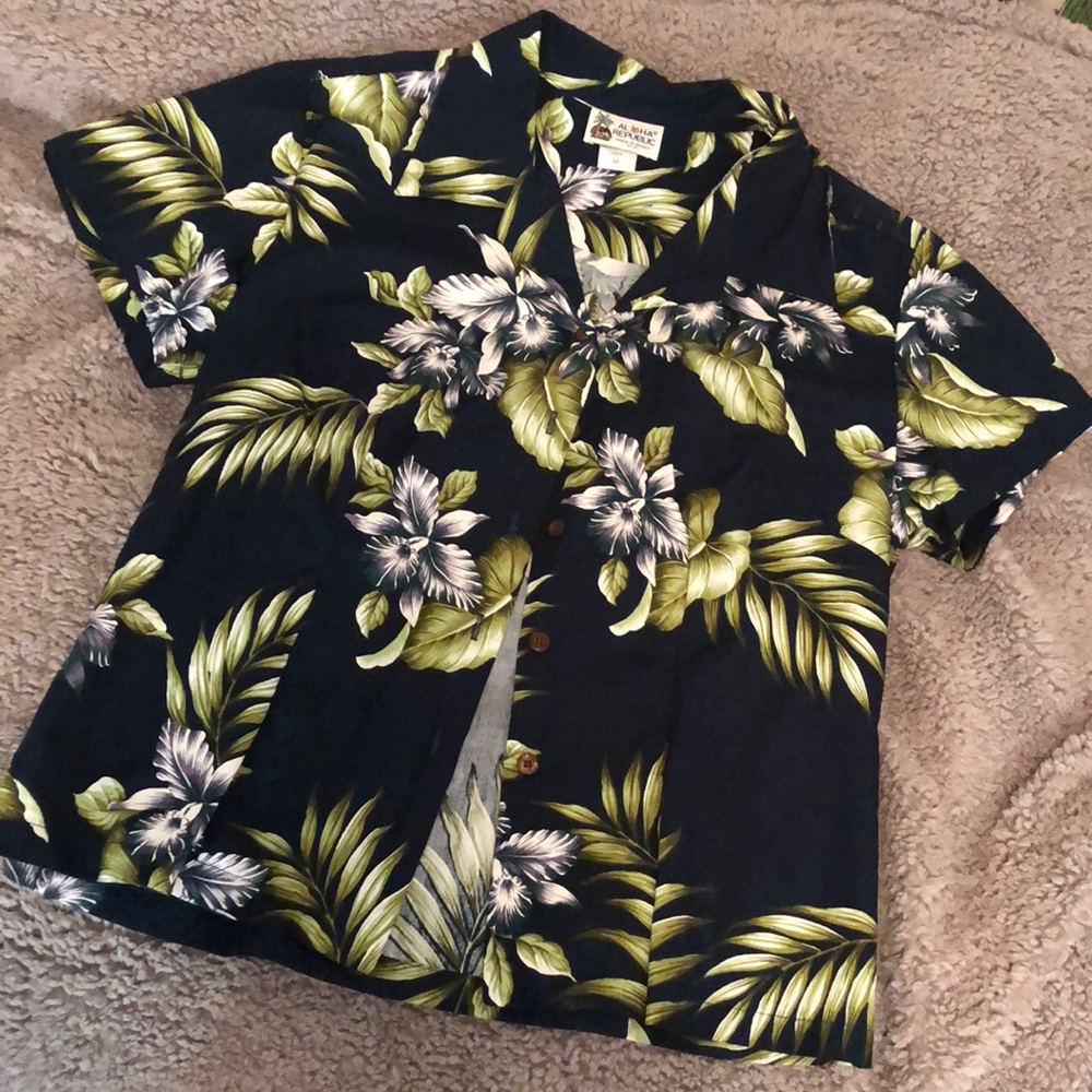 Hawaiian shirt